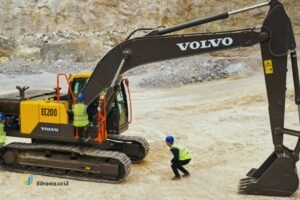 Volvo EC200 Excavator